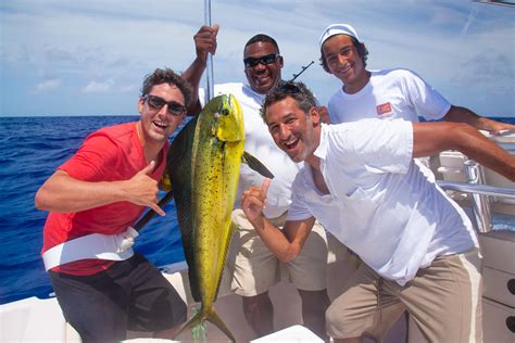 sport fishing nassau bahamas.